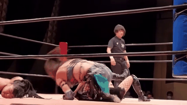 C7-持续失利首场状态出色，独行侠观众沸腾！，德罗巴重返赛场赢得满堂喝彩的简单介绍