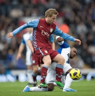 C7-浓眉哥在TES比赛中比分优势明显，比分优势明显引发热议！的简单介绍