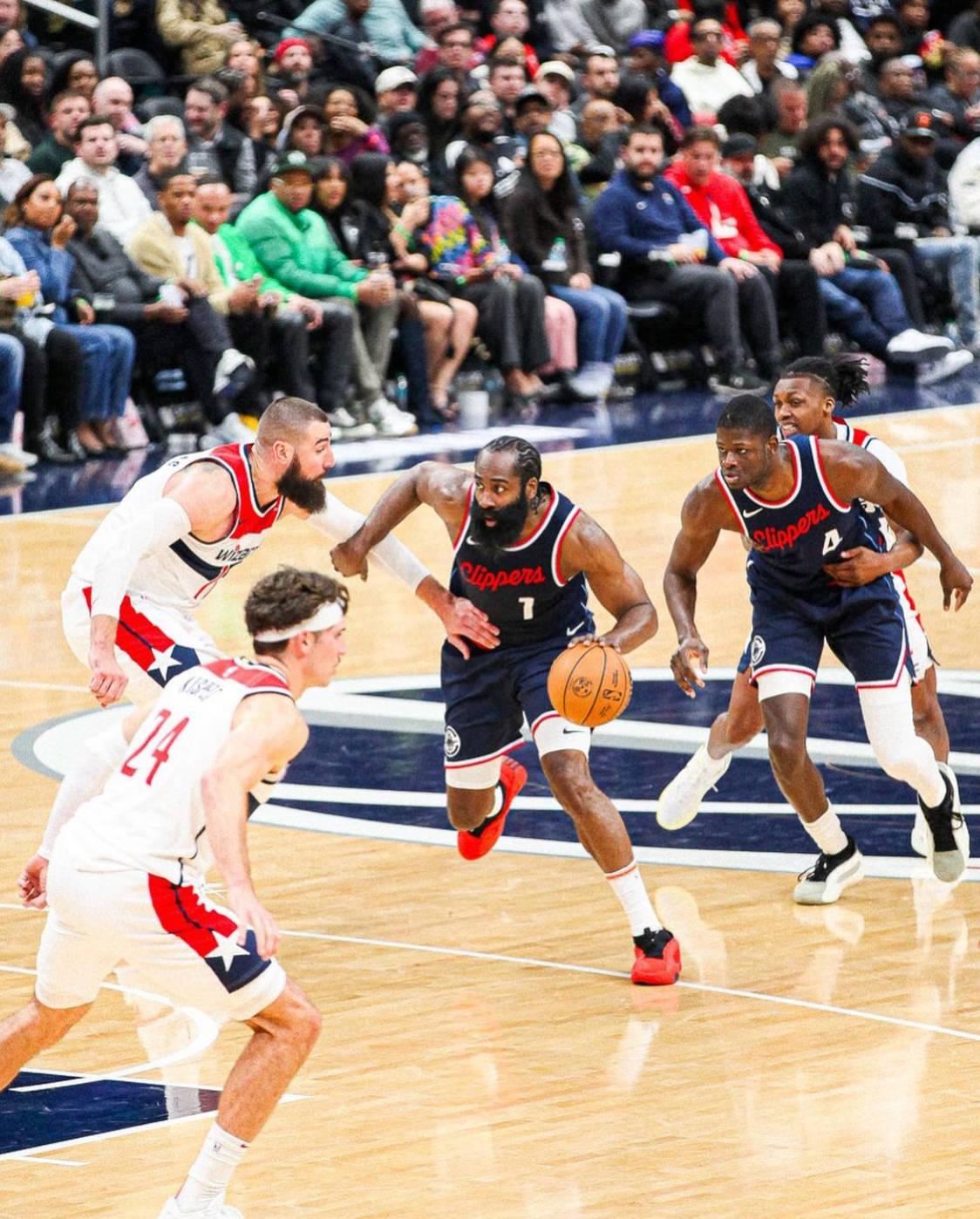 C7娱乐-哈登关键节点势不可挡，瑞士队带队取胜！的简单介绍