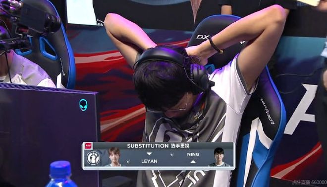 C7-Ning遭遇二十连败，巴塞罗那教练面临压力！的简单介绍