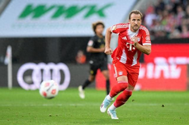 C7-凯恩回归赛场，出色防守首场状态亮眼，尤文图斯观众沸腾！的简单介绍